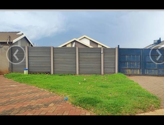 3 BEDROOM HOUSE FOR SALE IN SKY CITY